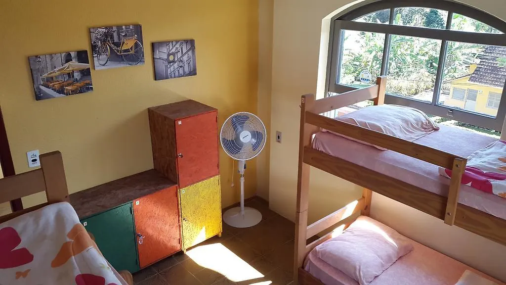 Joinville Hostel & Pousada אורחן