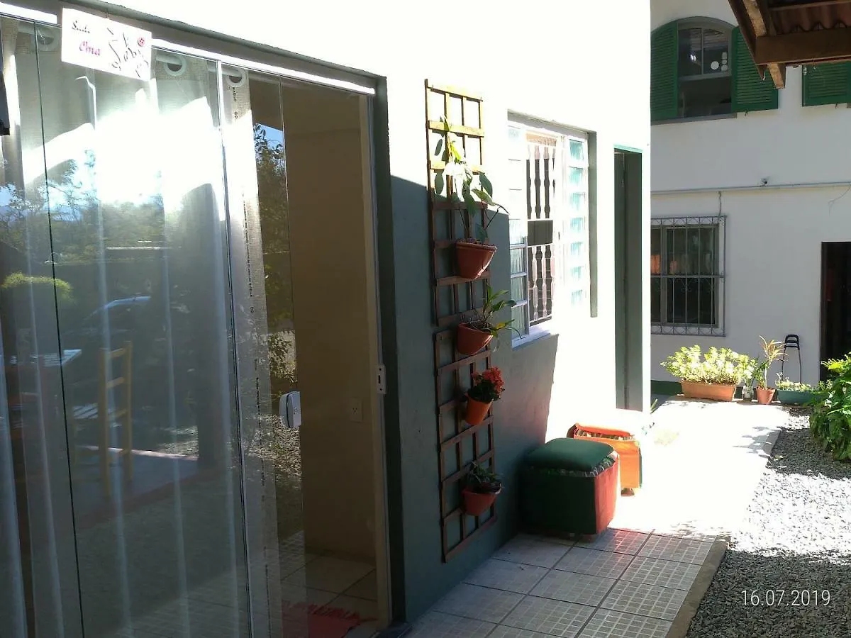 Joinville Hostel & Pousada אורחן
